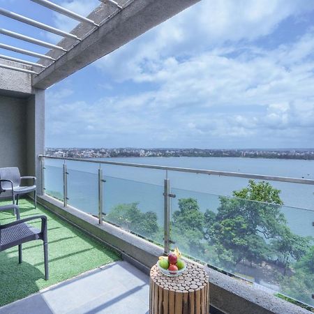 Grey Stone - Lakefront Penthouse Family Rooms Kolhapur Exterior photo