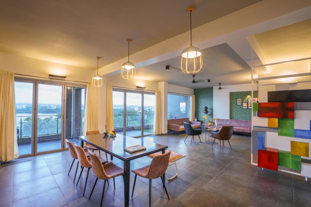 Grey Stone - Lakefront Penthouse Family Rooms Kolhapur Exterior photo
